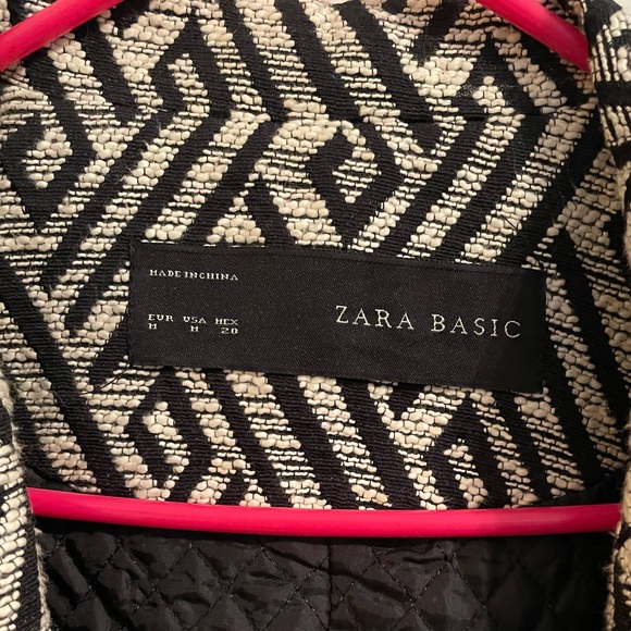 Geometric Coat from Zara - Picture 5 of 8